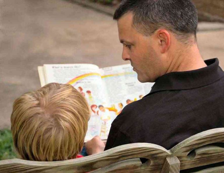 Pesquisa reforça benefício da leitura para os pequenos